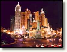 Hotel New York - New York bij nacht